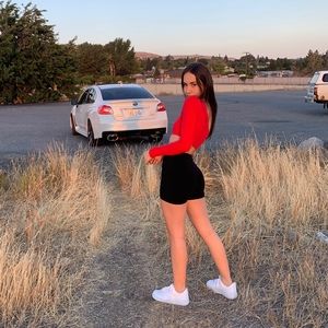 Meet your Posher, Matayah